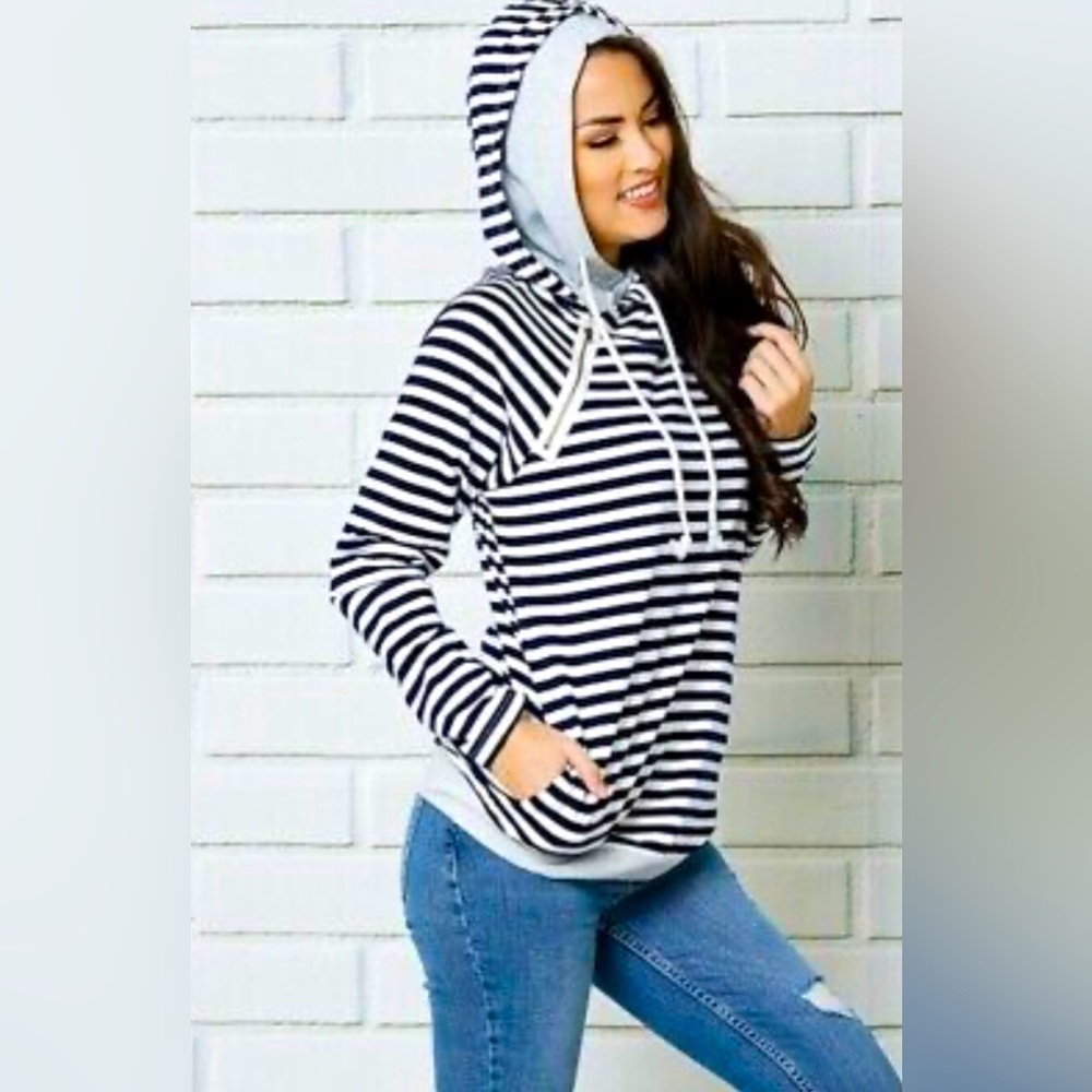 NWOT Large CUPSHE Hooded Sweatshirt
